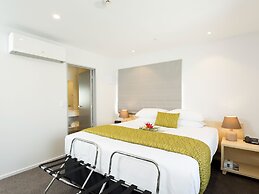 2 on Whiteleigh and 239 on Lincoln Motel