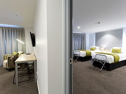 2 on Whiteleigh and 239 on Lincoln Motel