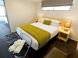 2 on Whiteleigh and 239 on Lincoln Motel