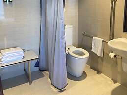 2 on Whiteleigh and 239 on Lincoln Motel