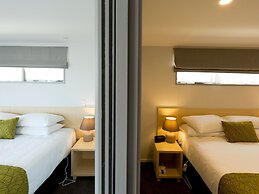 2 on Whiteleigh and 239 on Lincoln Motel