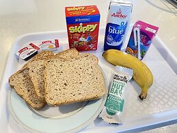 2 on Whiteleigh and 239 on Lincoln Motel