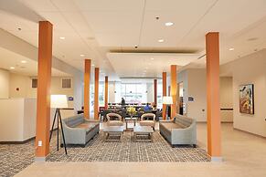 Gundersen Hotel & Suites