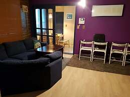 Dustin Guesthouse - Hostel