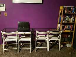 Dustin Guesthouse - Hostel