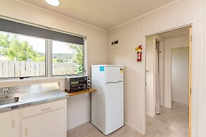 Waitangi Beach Units