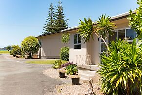 Waitangi Beach Units