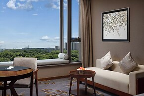 Luan Suntone Plaza Hotel