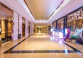 Luan Suntone Plaza Hotel