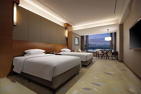 Luan Suntone Plaza Hotel