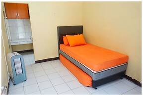 Budi House & Food Station