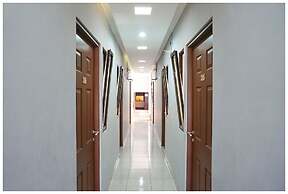 Budi House & Food Station