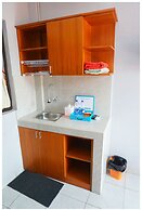 Budi House & Food Station