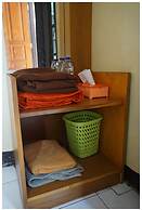 Budi House & Food Station