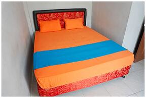 Budi House & Food Station