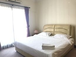 Sunset & Seaview Vacation Condos at Marina Court Resort Condo