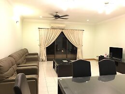 Sunset & Seaview Vacation Condos at Marina Court Resort Condo