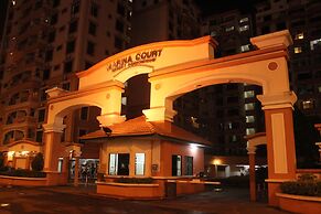 Sunset & Seaview Vacation Condos at Marina Court Resort Condo