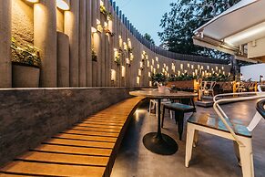 The Royale Senate Race Course