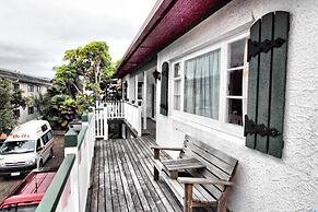 Centabay Lodge - Hostel