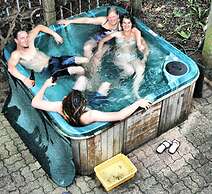 Centabay Lodge - Hostel