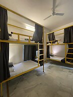 Bunk Stay Rishikesh - Hostel