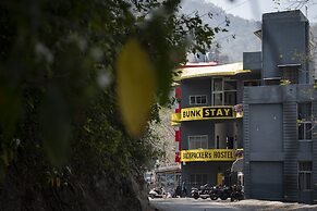 Bunk Stay Rishikesh - Hostel