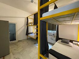 Bunk Stay Rishikesh - Hostel