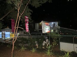 Thisara Guest Hotel Rooms