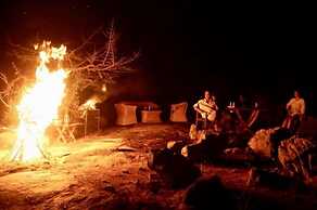 Thisara Guest Hotel Rooms