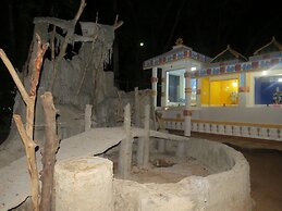 Thisara Guest Hotel Rooms