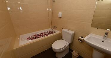 Min Nandar Garden Hotel