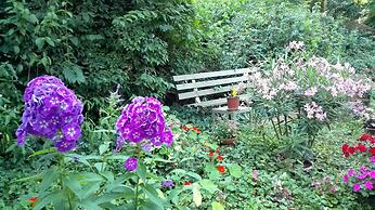 Villa Sequoia Garden