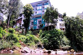 River View Wathsala Inn
