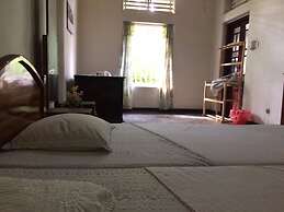 Weeragiri Homestay