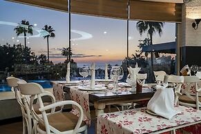 Iz Flower Side Beach Hotel - All Inclusive