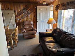 Rainbow's End Resort on Rainbow Lake
