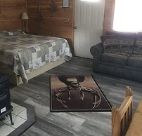 Rainbow's End Resort on Rainbow Lake