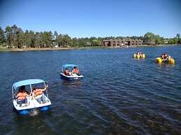 Rainbow's End Resort on Rainbow Lake