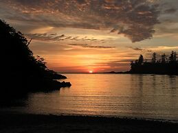 The Francis Boutique Inn