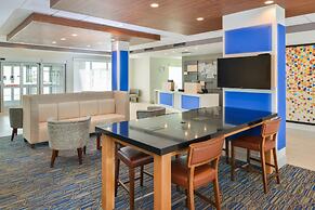 Holiday Inn Express & Suites Chadron by IHG