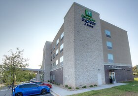 Holiday Inn Express & Suites Fort Mill by IHG
