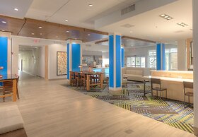 Holiday Inn Express & Suites Fort Mill by IHG