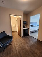 Holiday Inn Express & Suites Camas - Vancouver by IHG