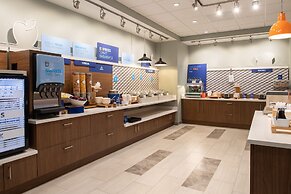 Holiday Inn Express & Suites Camas - Vancouver by IHG