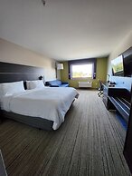 Holiday Inn Express & Suites Camas - Vancouver by IHG