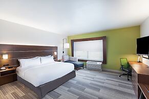 Holiday Inn Express & Suites Chanute by IHG