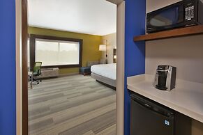 Holiday Inn Express & Suites South Hill, an IHG Hotel
