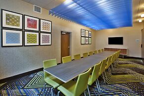 Holiday Inn Express & Suites South Hill by IHG