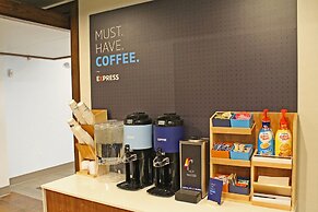 Holiday Inn Express & Suites St. Louis South - I-55 by IHG